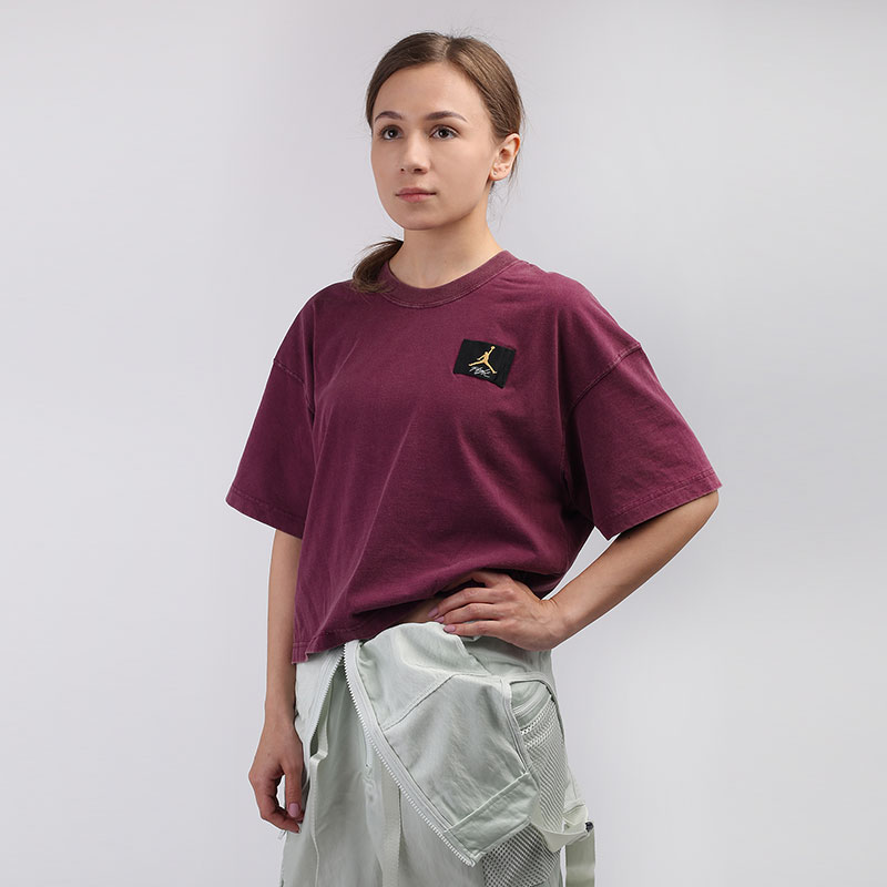Женская футболка Jordan Essentials Short-Sleeve Boxy (CZ4139-610)  - цена, описание, фото 2